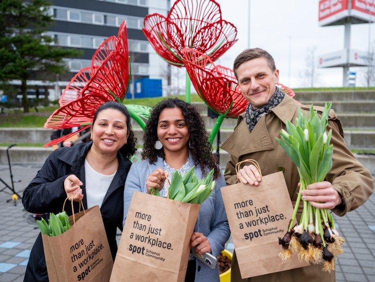 Spot Spring Event zorgt voor kleur en verbinding op Schiphol